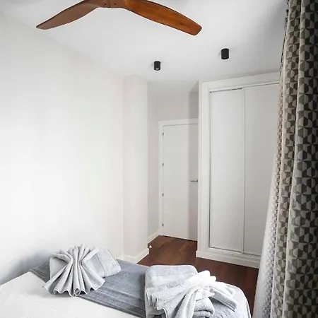 Livemalaga Boutique Apartament *